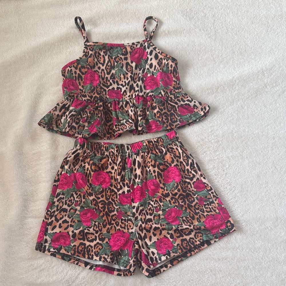 SHEIN Pink and Brown Leopard Floral Kids Matching Set